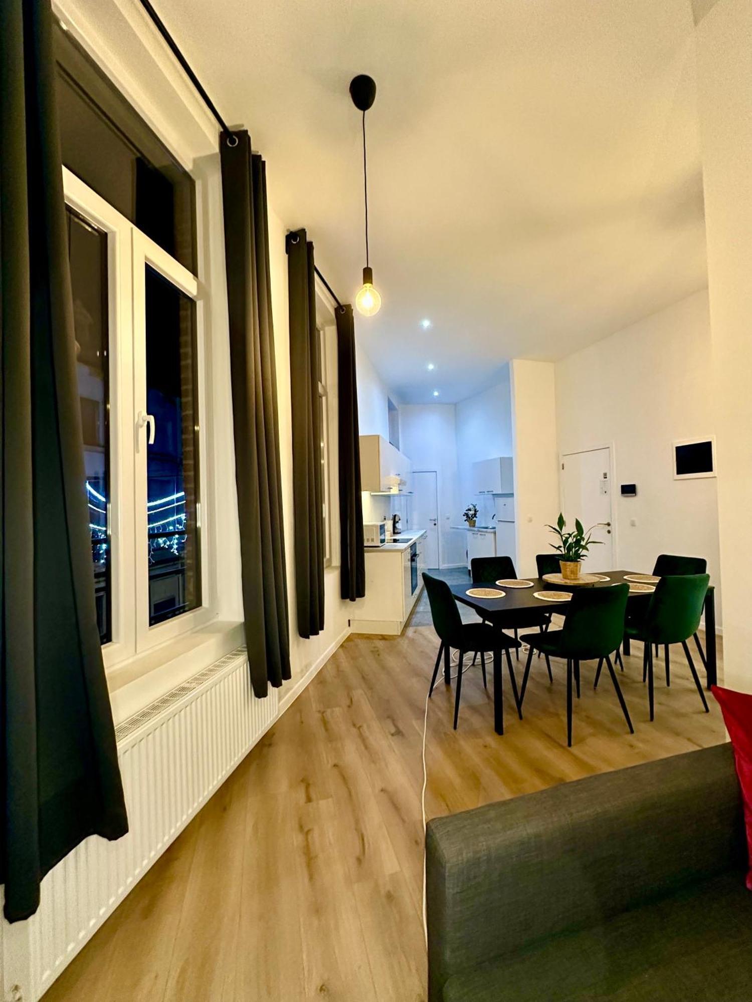 Luxury Suites Mons By Rikas Hotels Exterior foto